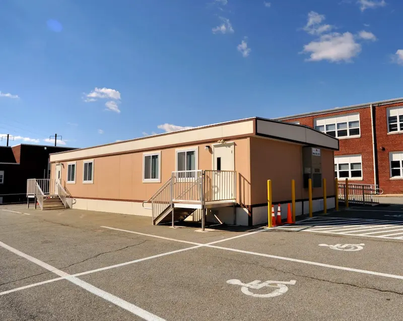 {"default":"private school prefabricated classroom"}
