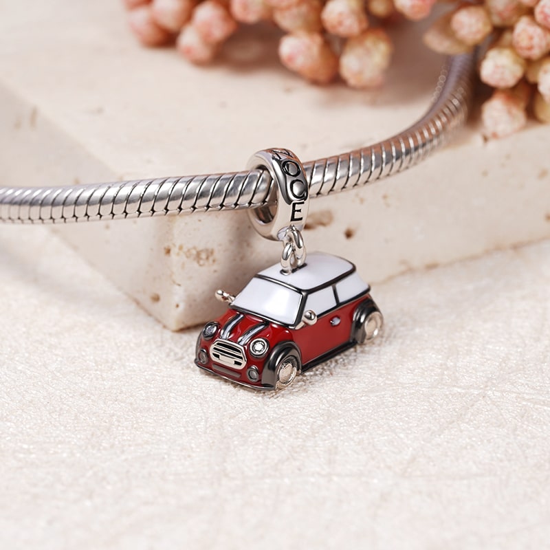 紅色復古汽車吊墜 image number 1
