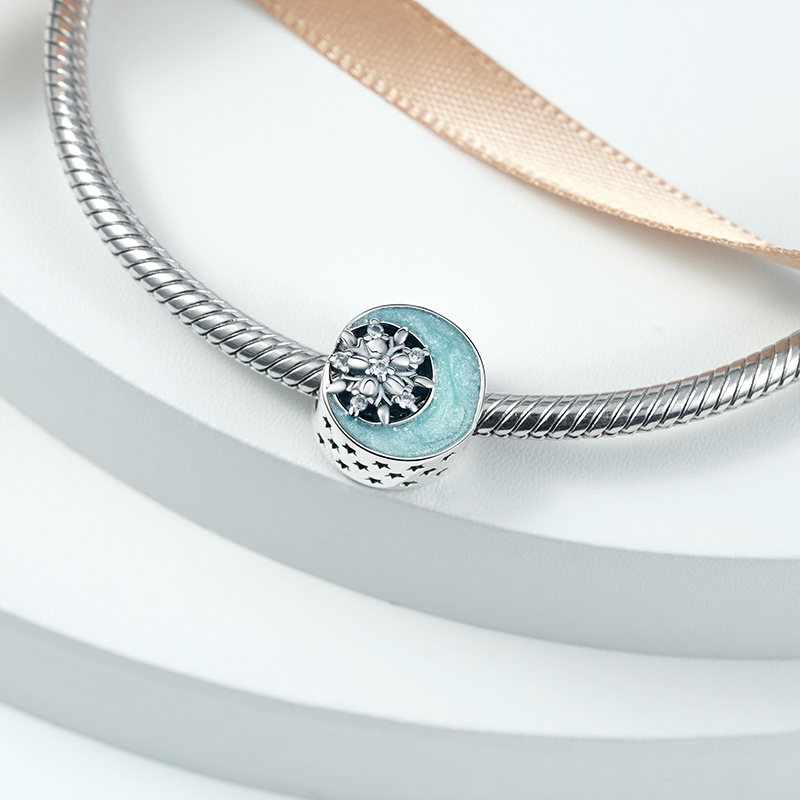 閃閃發光的雪月之夜珠飾 image number 1