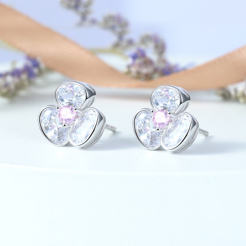 優雅三瓣花朵耳環 image number 1