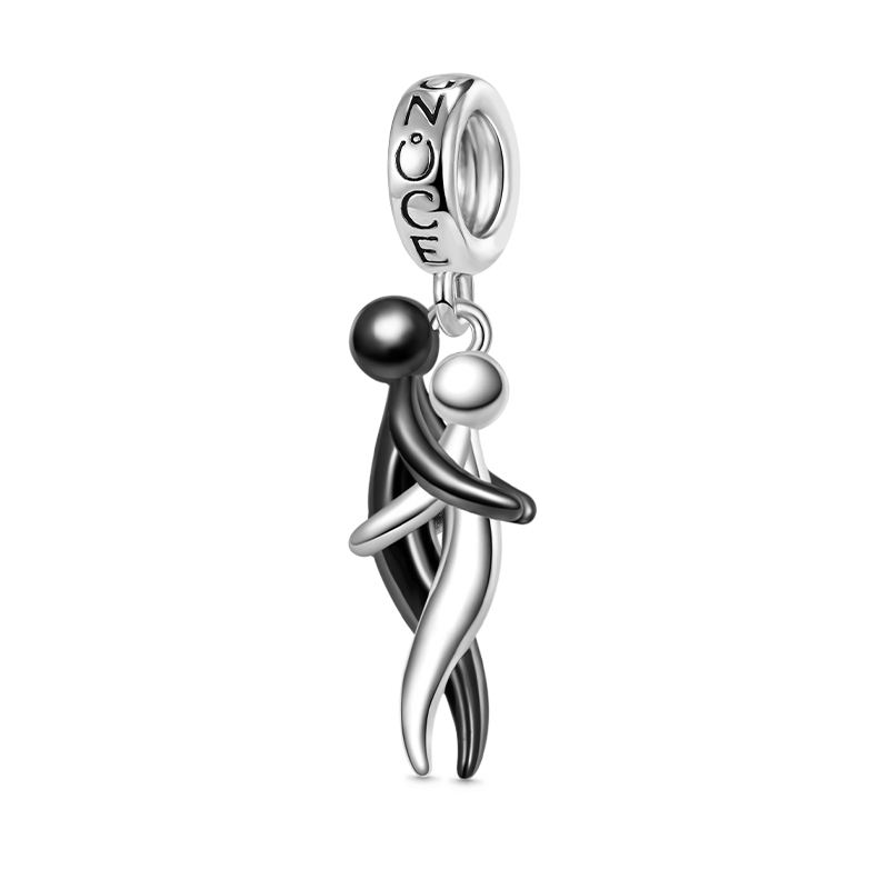 情侶擁抱浪漫吊墜 image number 0