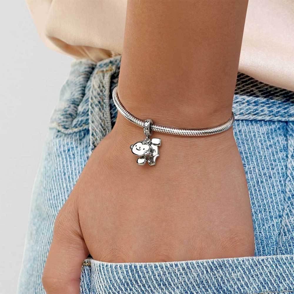 嬰兒奶嘴和 T 卹吊墜 image number 4