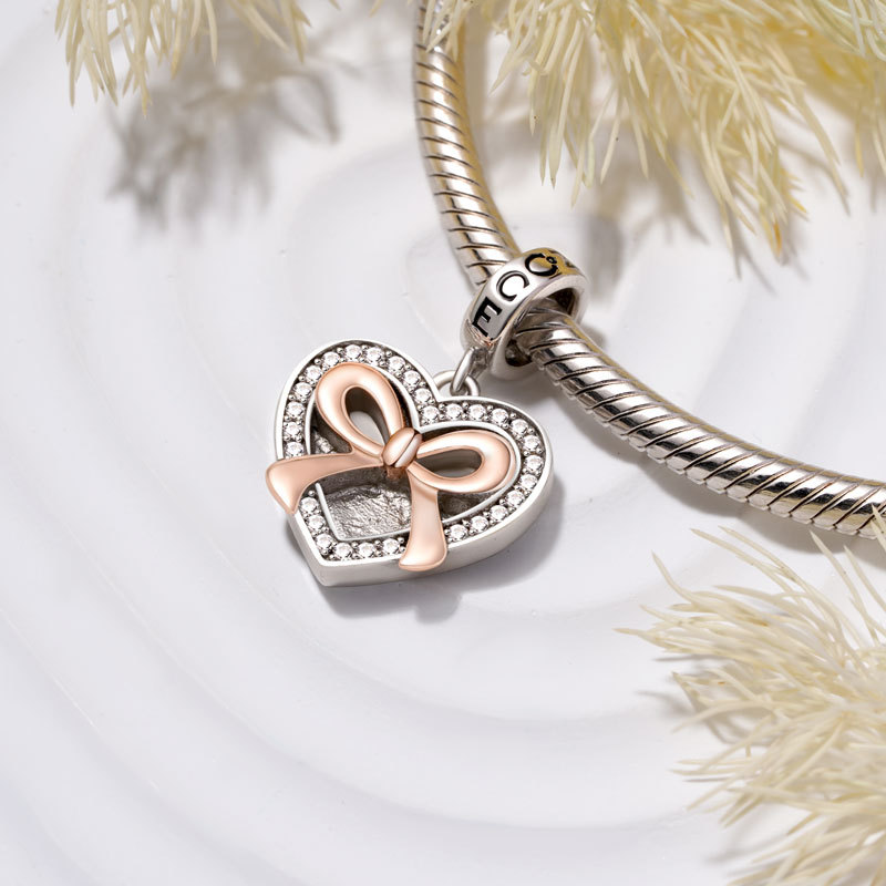 領結心形吊墜 image number 2