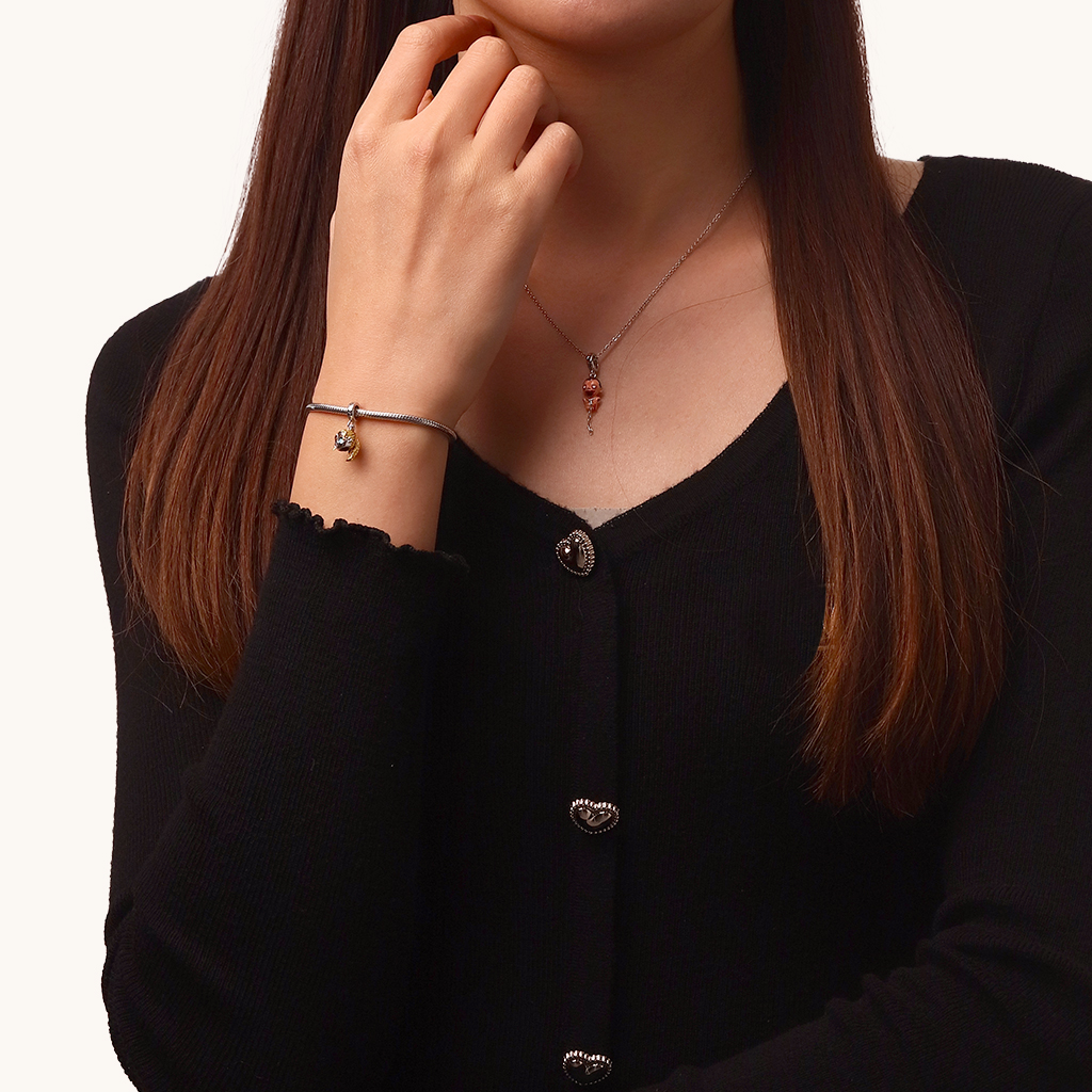 貝絲・格林吊墜 image number 3