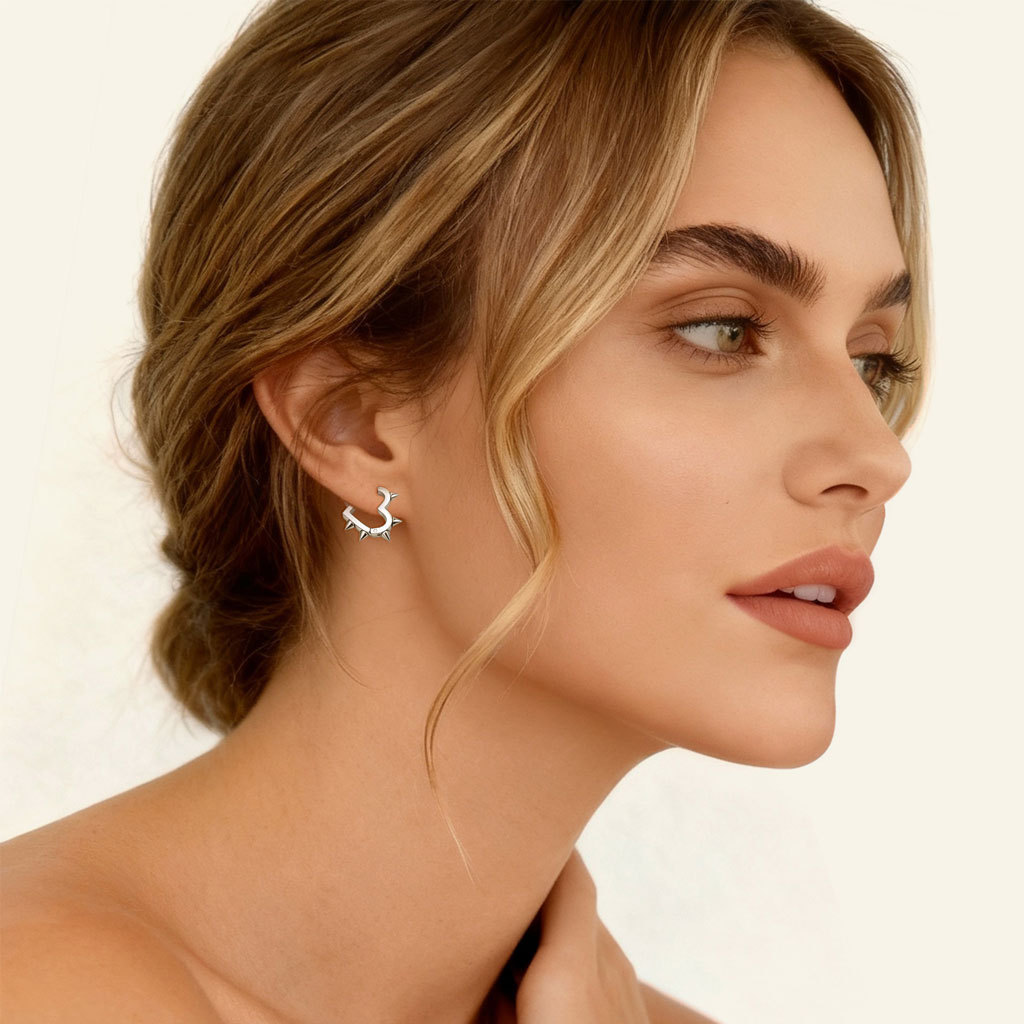 鉚釘圈形耳環 image number 2