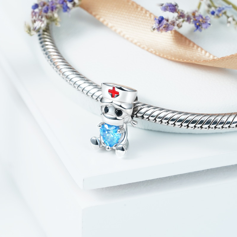 護士珠飾 image number 1