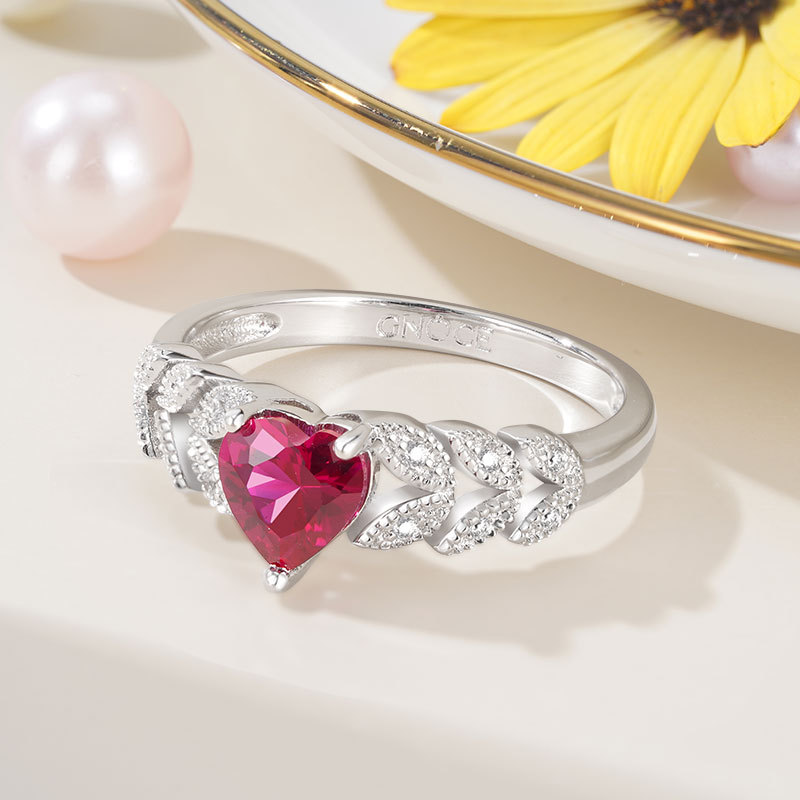 三針心形石榴石戒指 image number 3