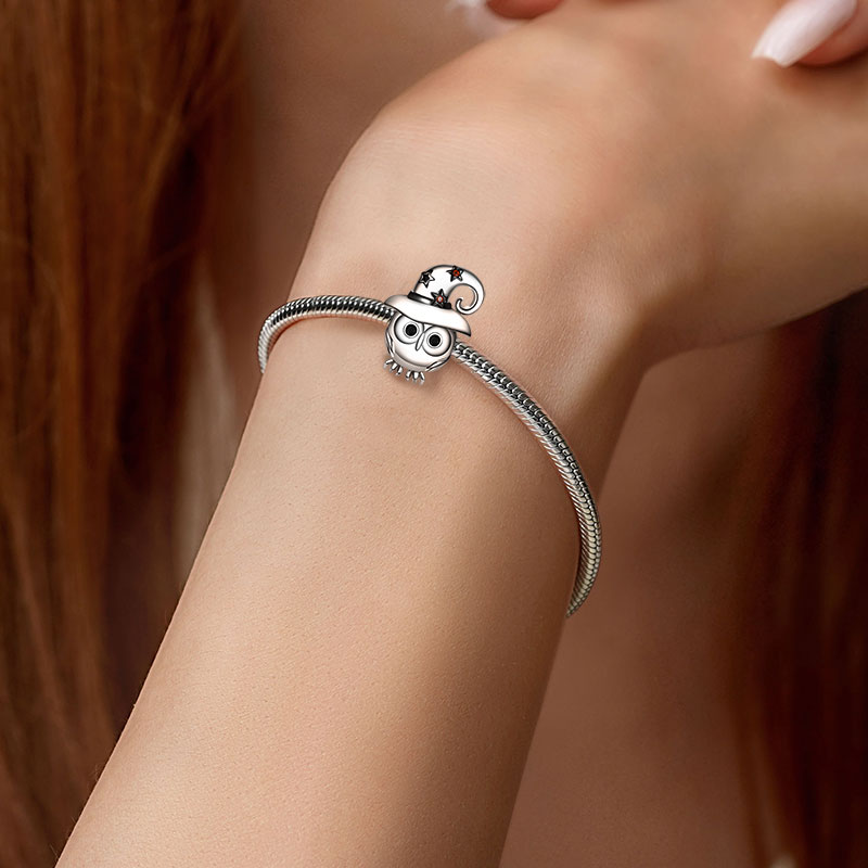 蝙蝠帽女巫护身符 image number 4