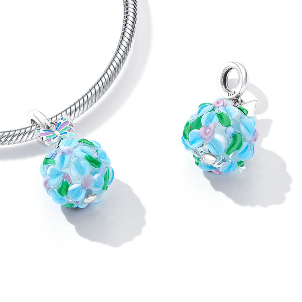 藍色繡球花和蝴蝶吊墜 image number 1