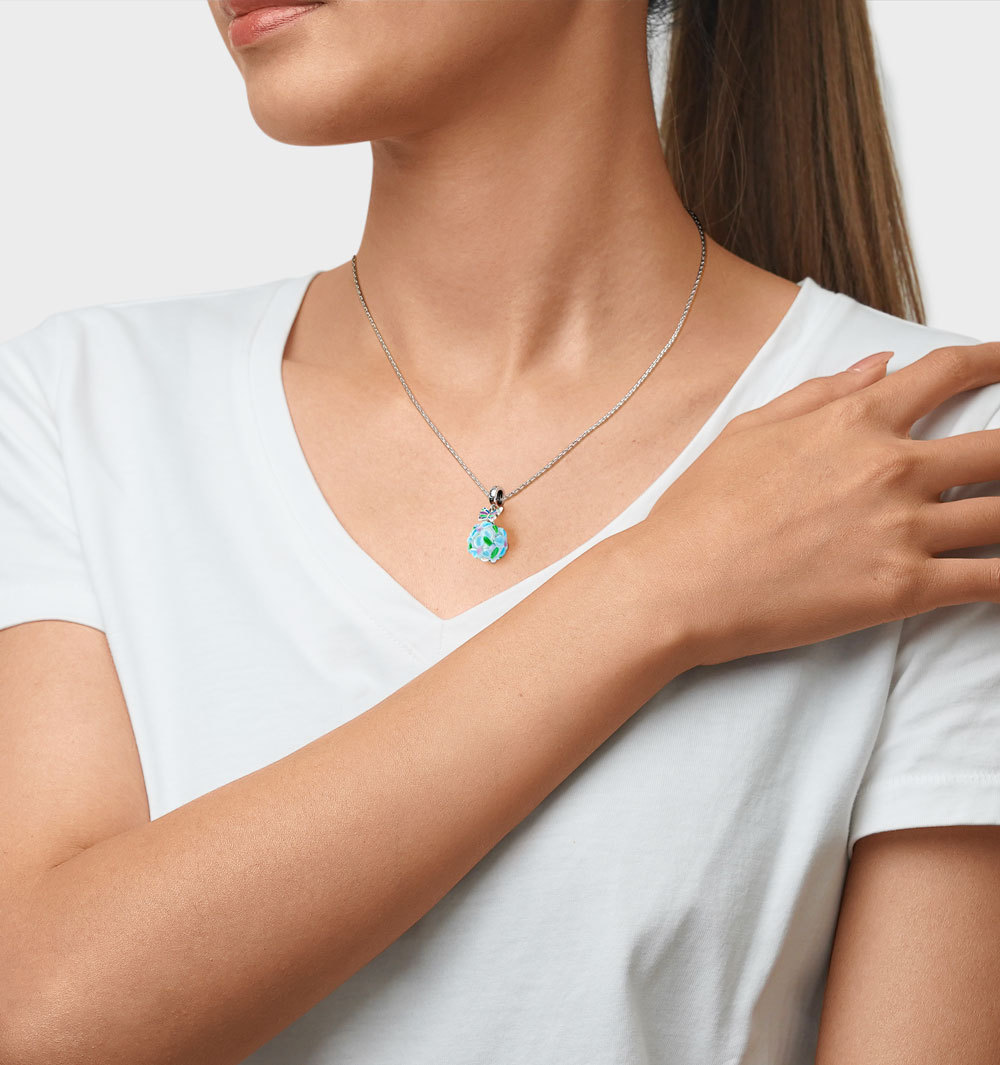 藍色繡球花和蝴蝶吊墜 image number 4