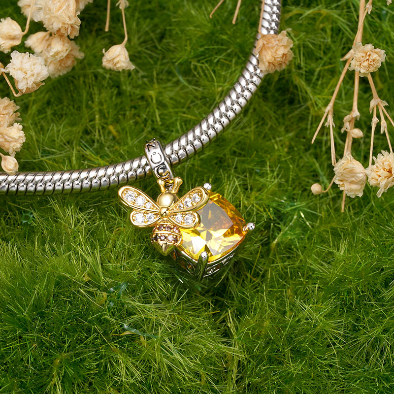 蜜蜂方形吊墜 image number 2