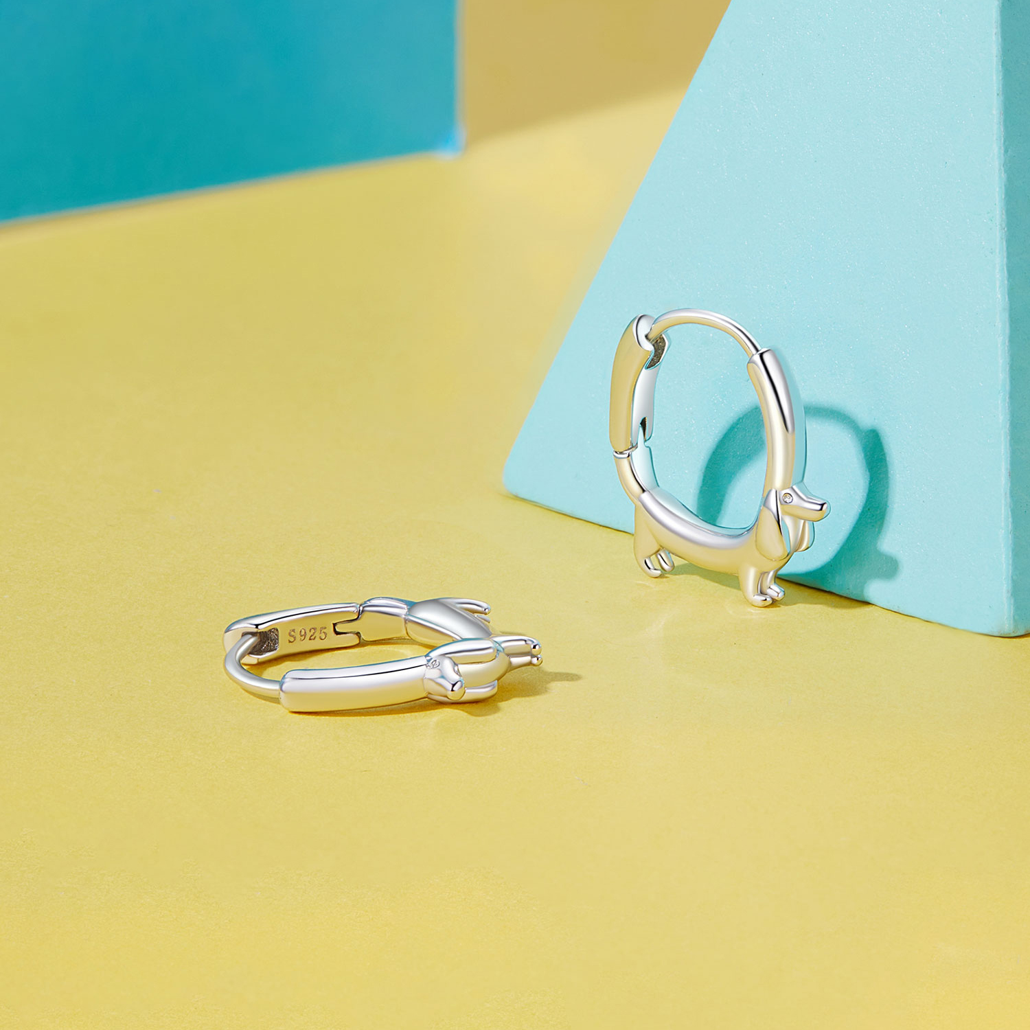 臘腸狗圈形耳環 image number 2