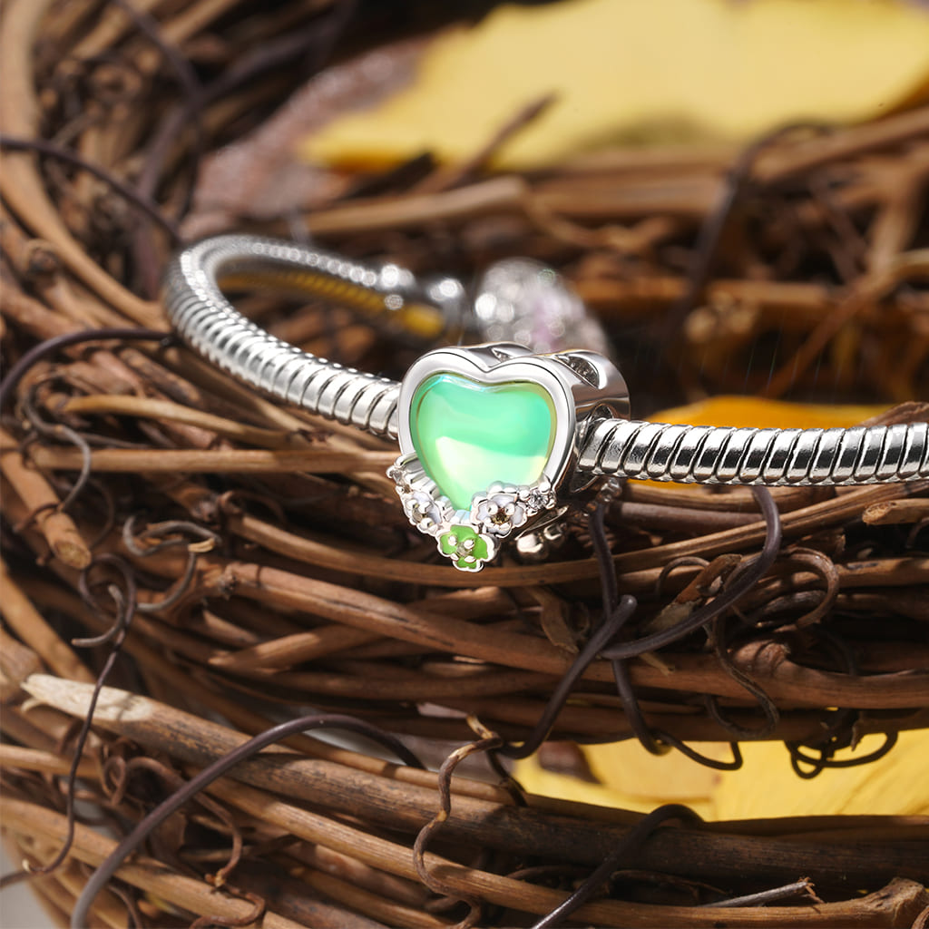 蘋果綠色愛心珠飾 image number 2