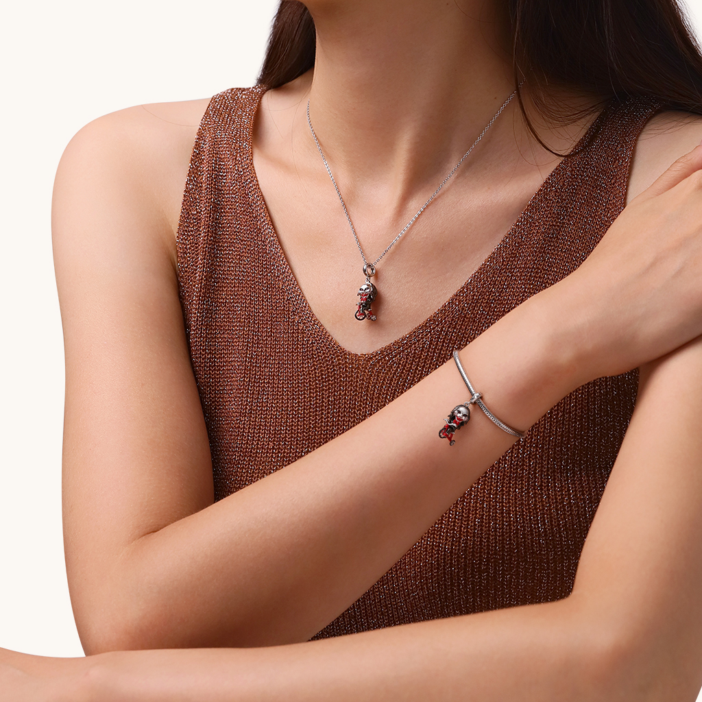 恐怖木偶比利騎三輪車吊墜 image number 3