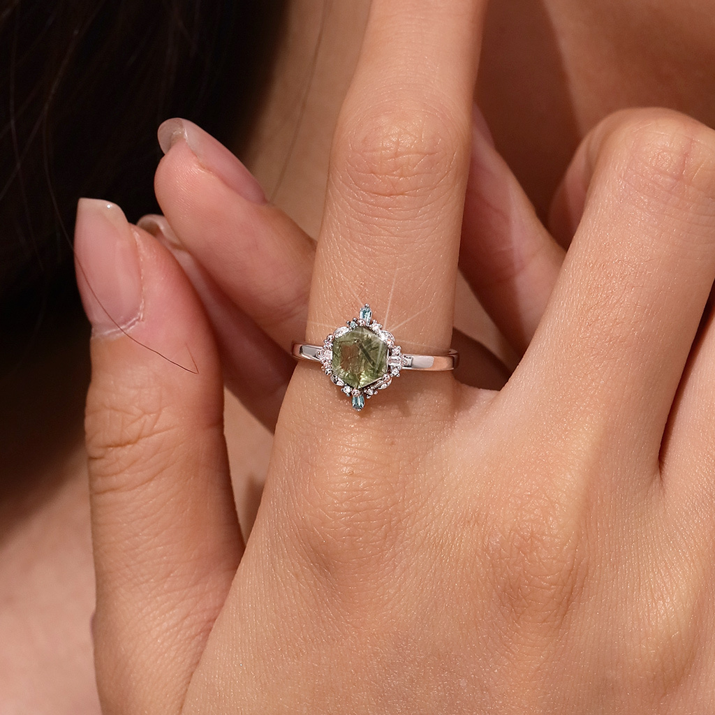 綠髮晶戒指 image number 4