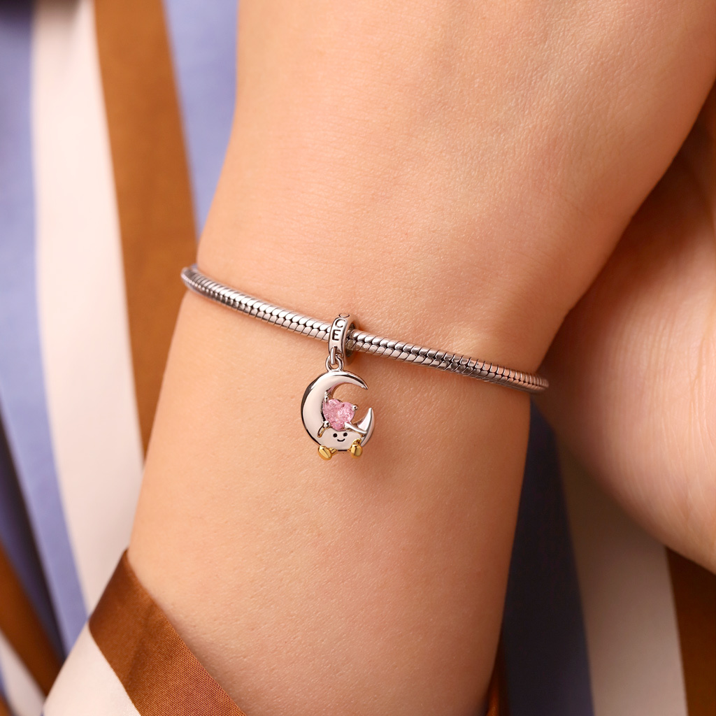 趣味月亮擁抱愛心吊墜 image number 7