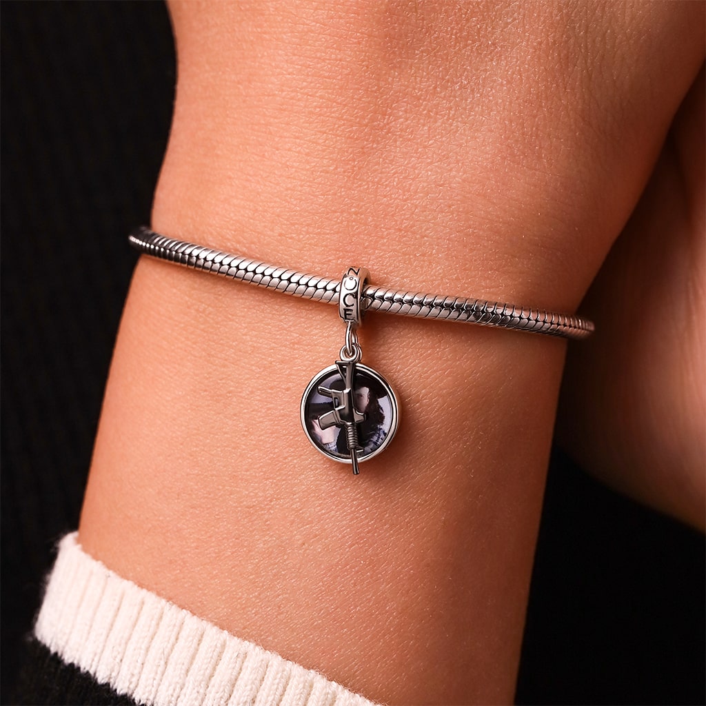 獵槍天使卡爾·格萊姆斯吊墜 image number 6