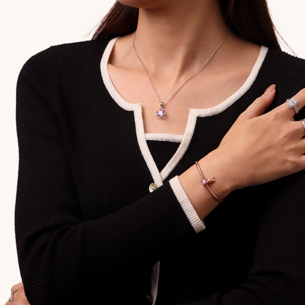 灰色兔子擁抱心形珠飾 image number 5