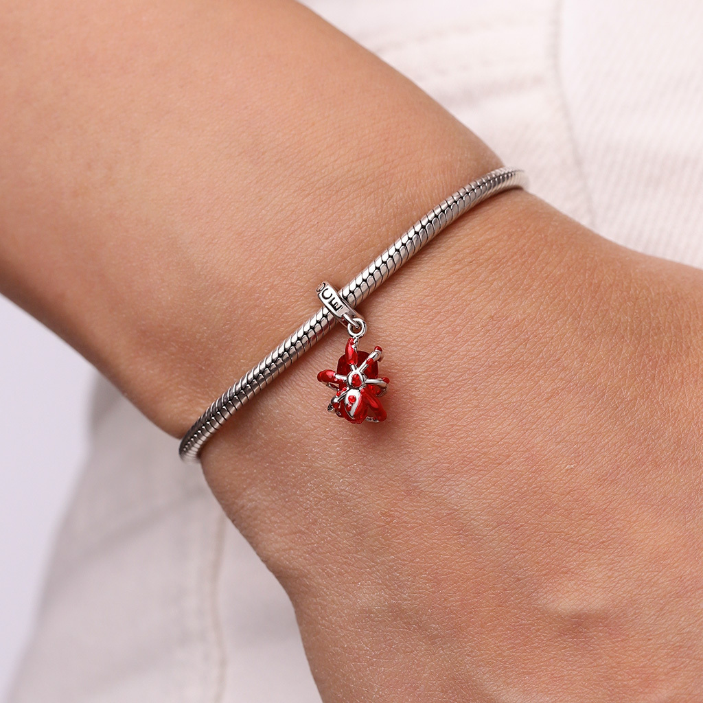 血蜘蛛骷髏吊墜 image number 6