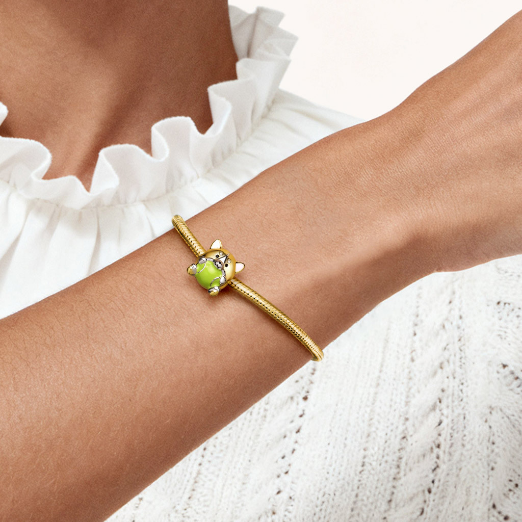 哥基犬攬球吊飾 image number 1