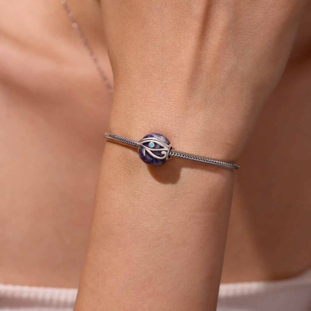 荷魯斯之眼鏈咀 image number 1