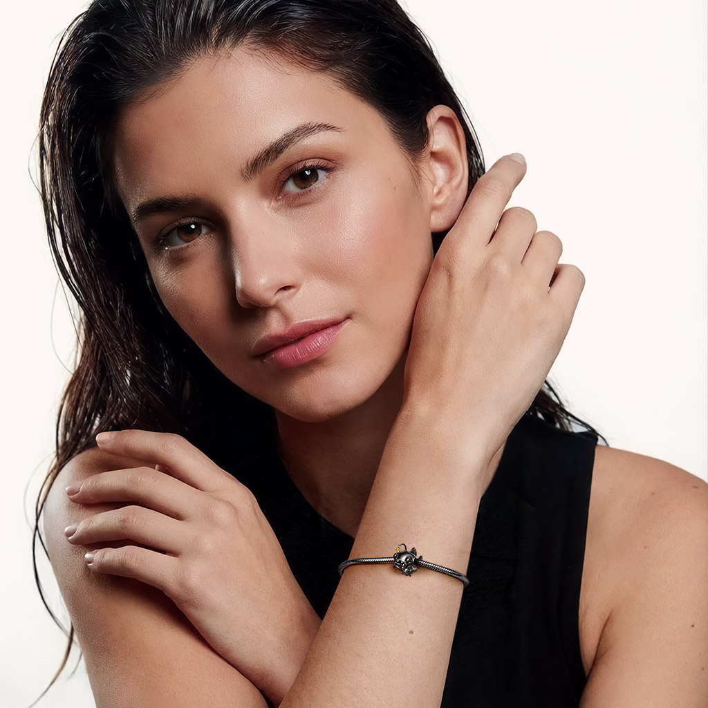 燈籠魚擁抱寶寶吊墜 image number 3