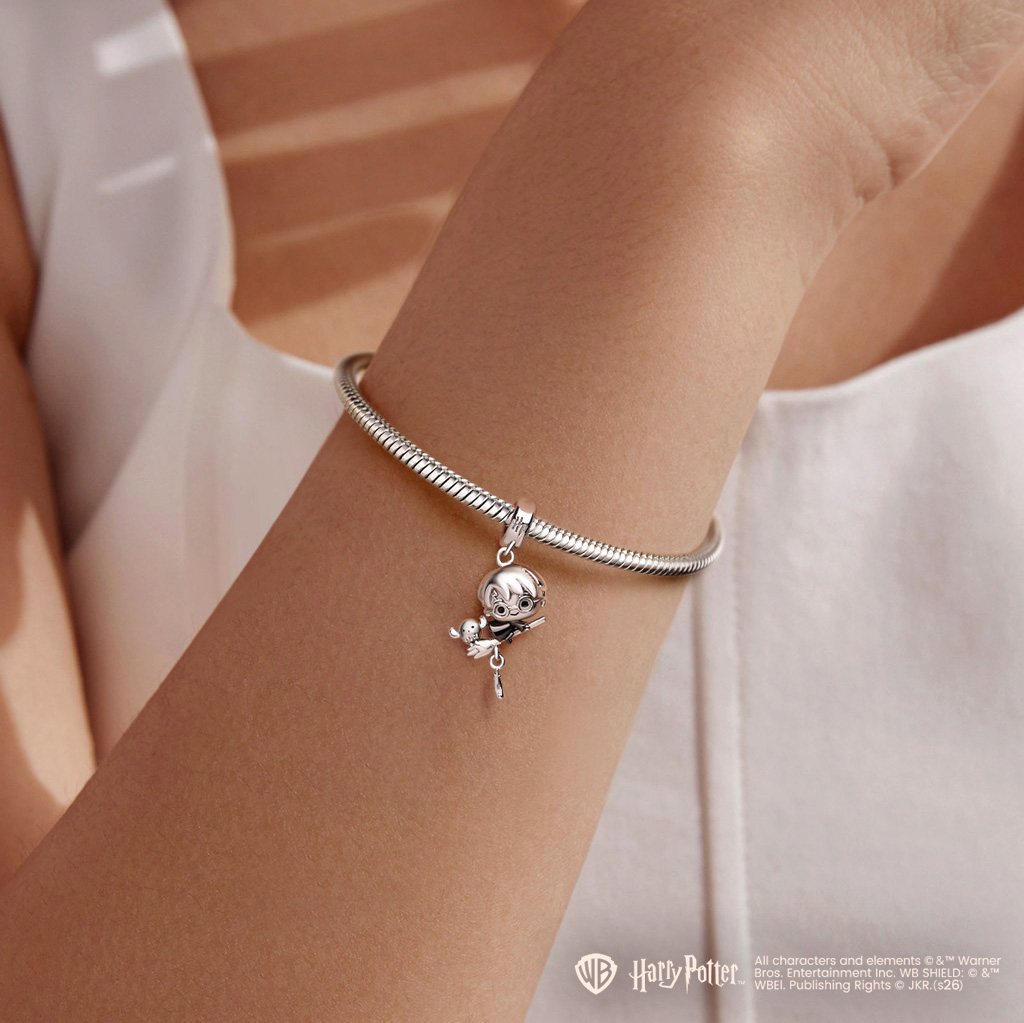 哈利·波特騎掃帚吊墜 image number 1