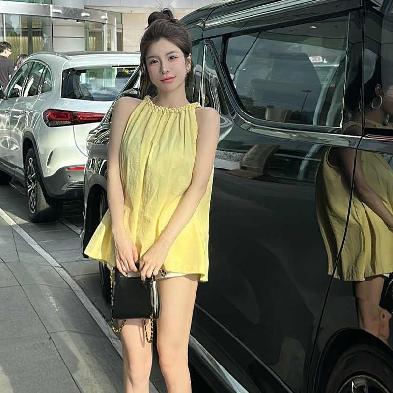 👗 เสื้อแขนกุดทรงอเนกประสงค์ - น้ำหนักเบา กระชับสัดส่วน และสวมใส่สบายสุดๆ เหมาะสำหรับหลายโอกาส🌿