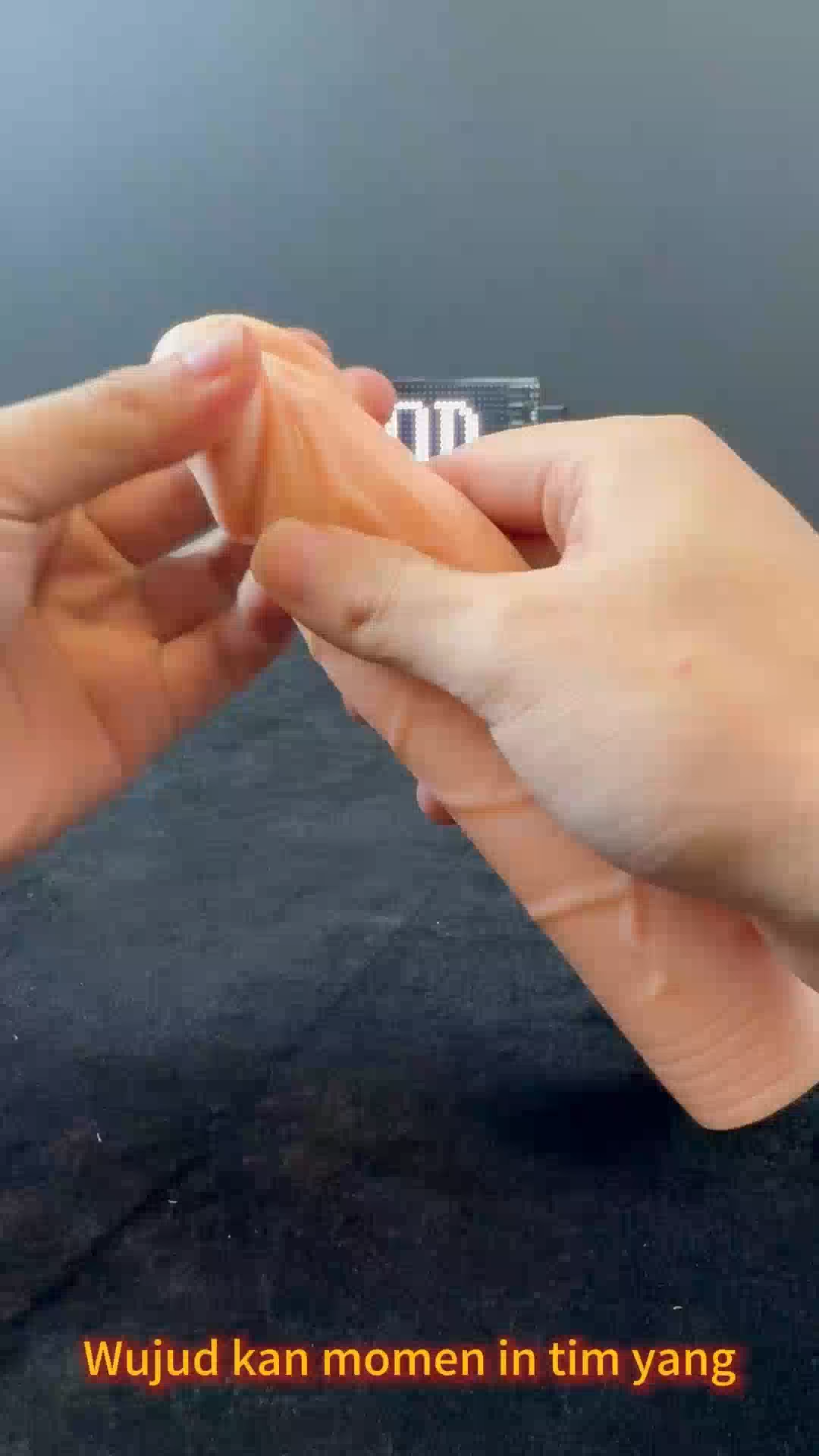 Pembesar Penis Silikon Elastis Kepala Diperpanjang 4cm Cincin Pengencang Total 18cm Bukaan 4 hingga 5cm Warna Kulit Alami