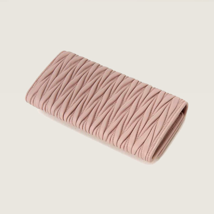 ミュウミュウ長財布 レディース ピンクマトラッセ