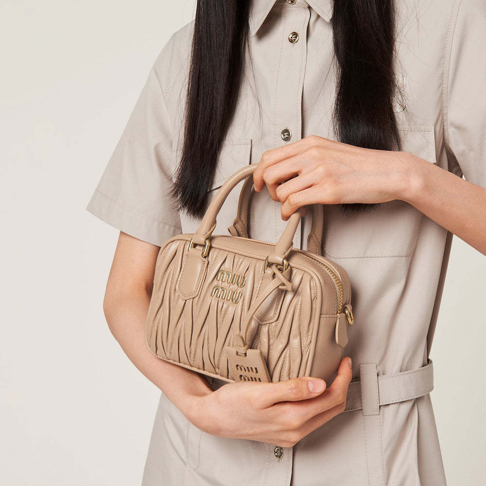 アルカディ マテラッセレザー バッグ スモ一ル