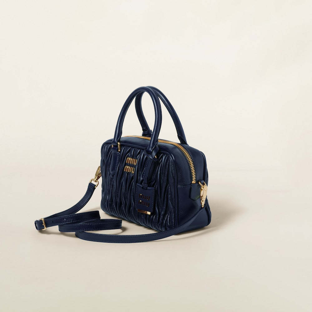 アルカディ マテラッセレザー バッグ ミディアム