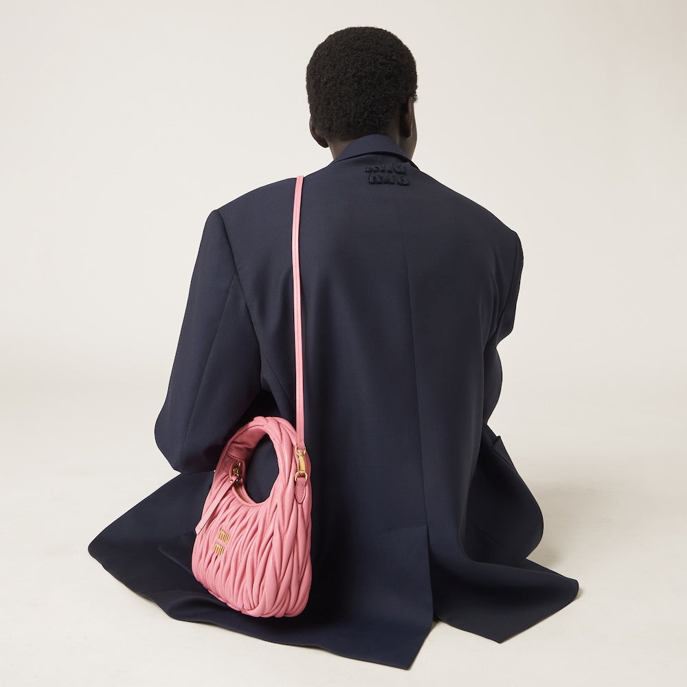 ワンダー マテラッセレザー ホーボーバッグ