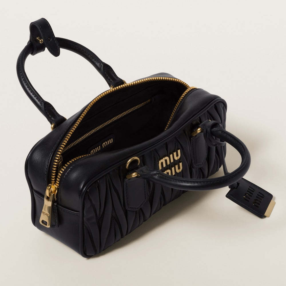 アルカディ マテラッセレザー バッグ