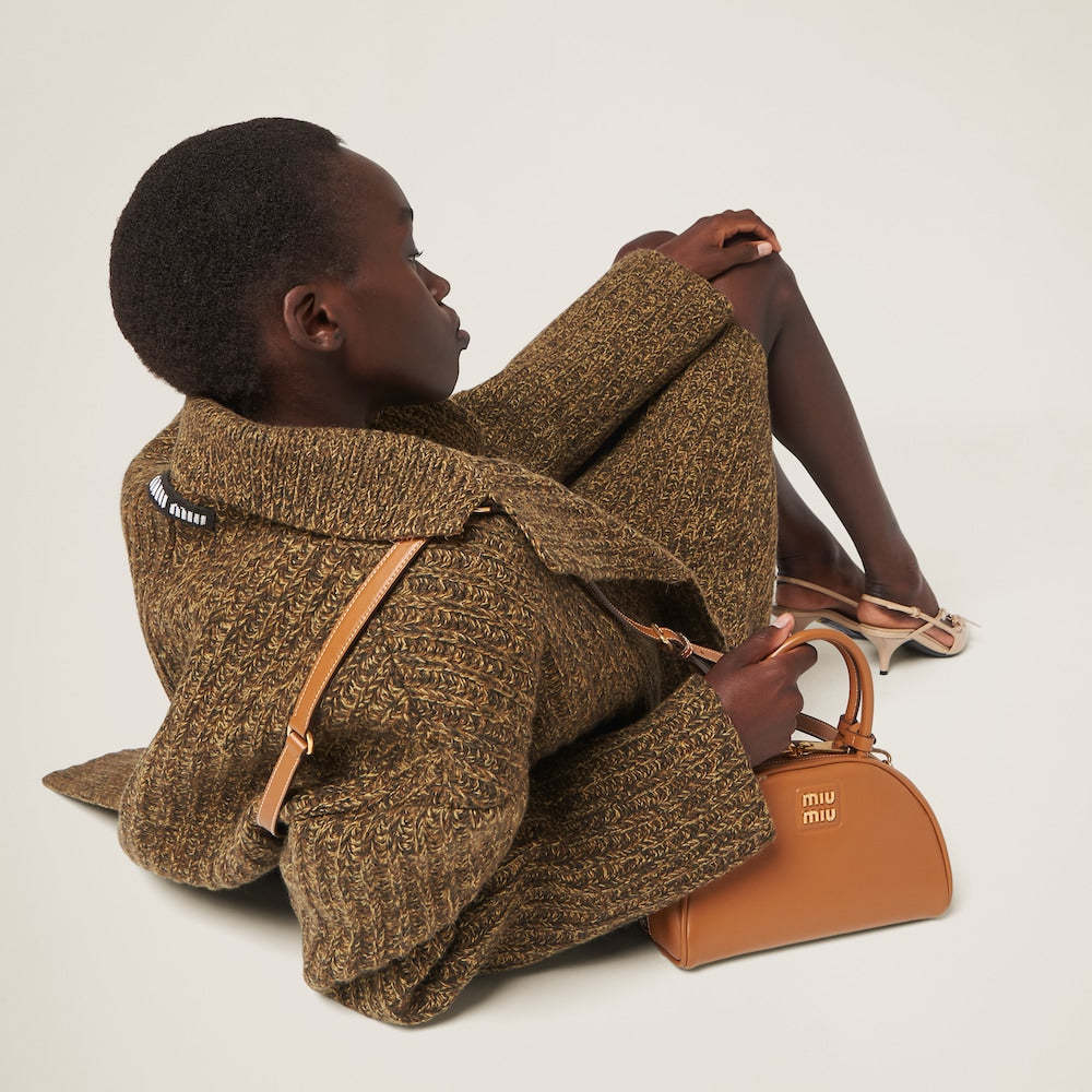 レザー トップハンドルバッグ