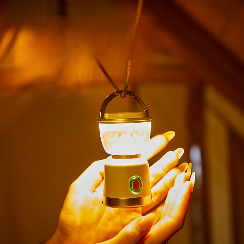 โคมไฟตั้งแคมป์แบบพกพา