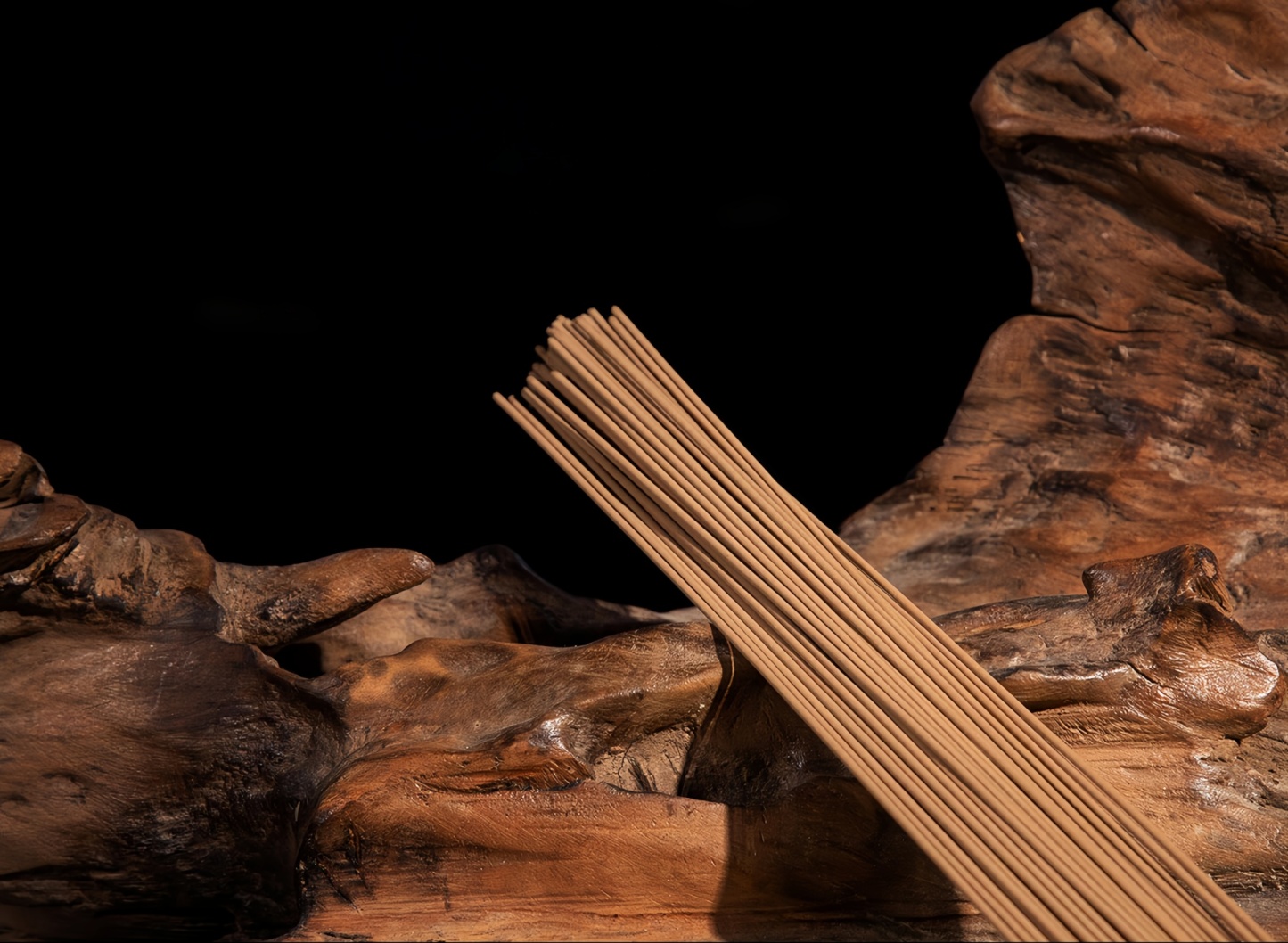 Nha Trang Earthy Agarwood Incense Sticks