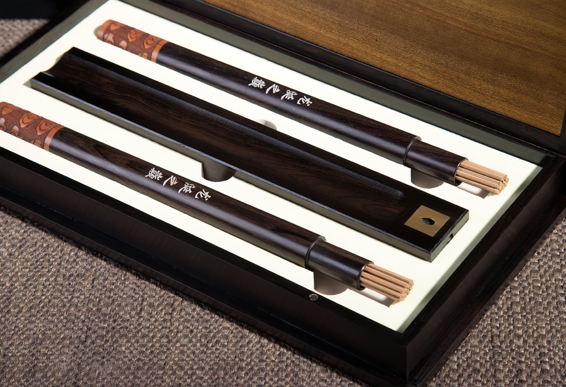 Dragon’s Resin Peak Incense Sticks