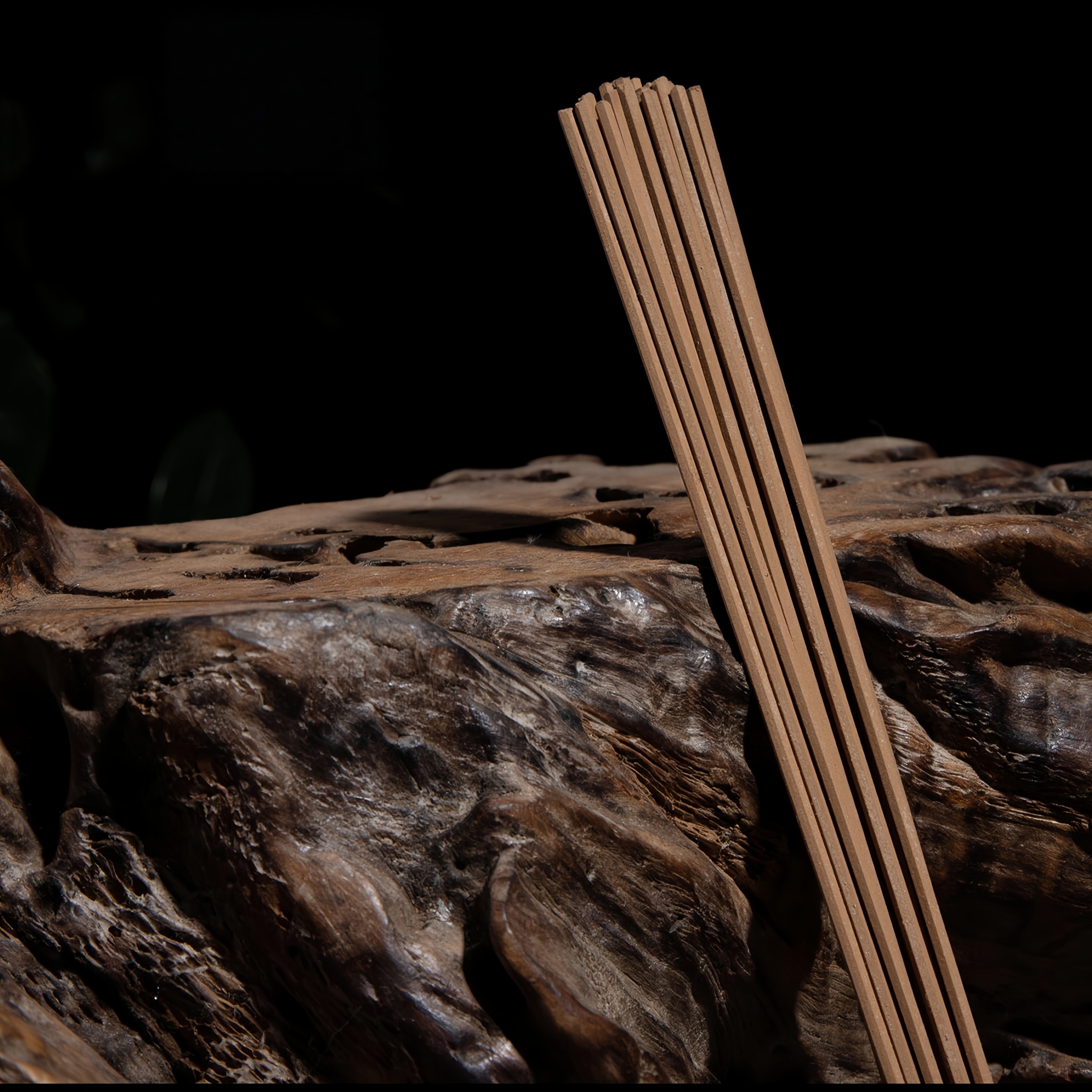 Dragon’s Resin Peak Incense Sticks