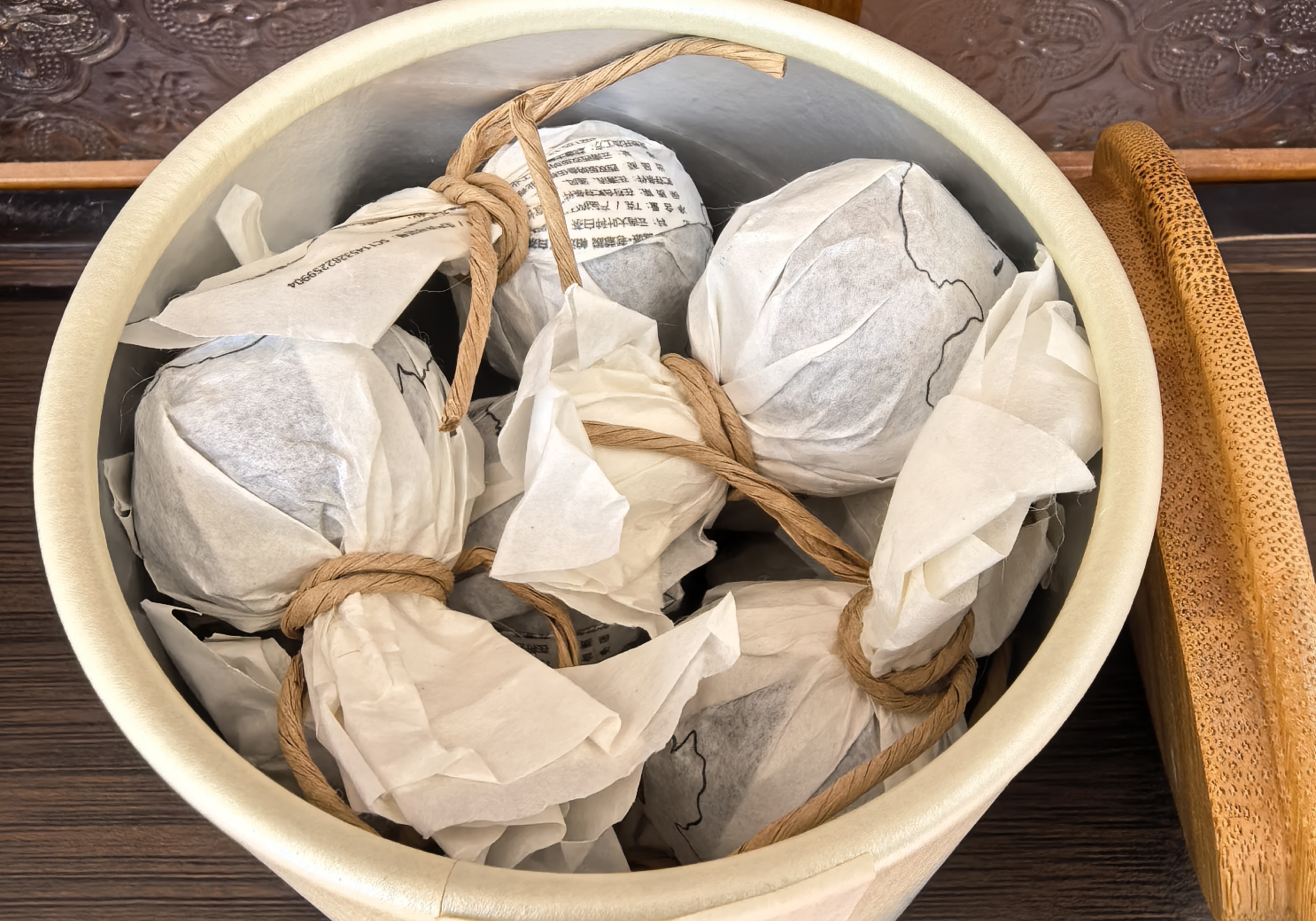 Pasha Ancient Tree Pu-erh White Tea (Dragon Pearl)