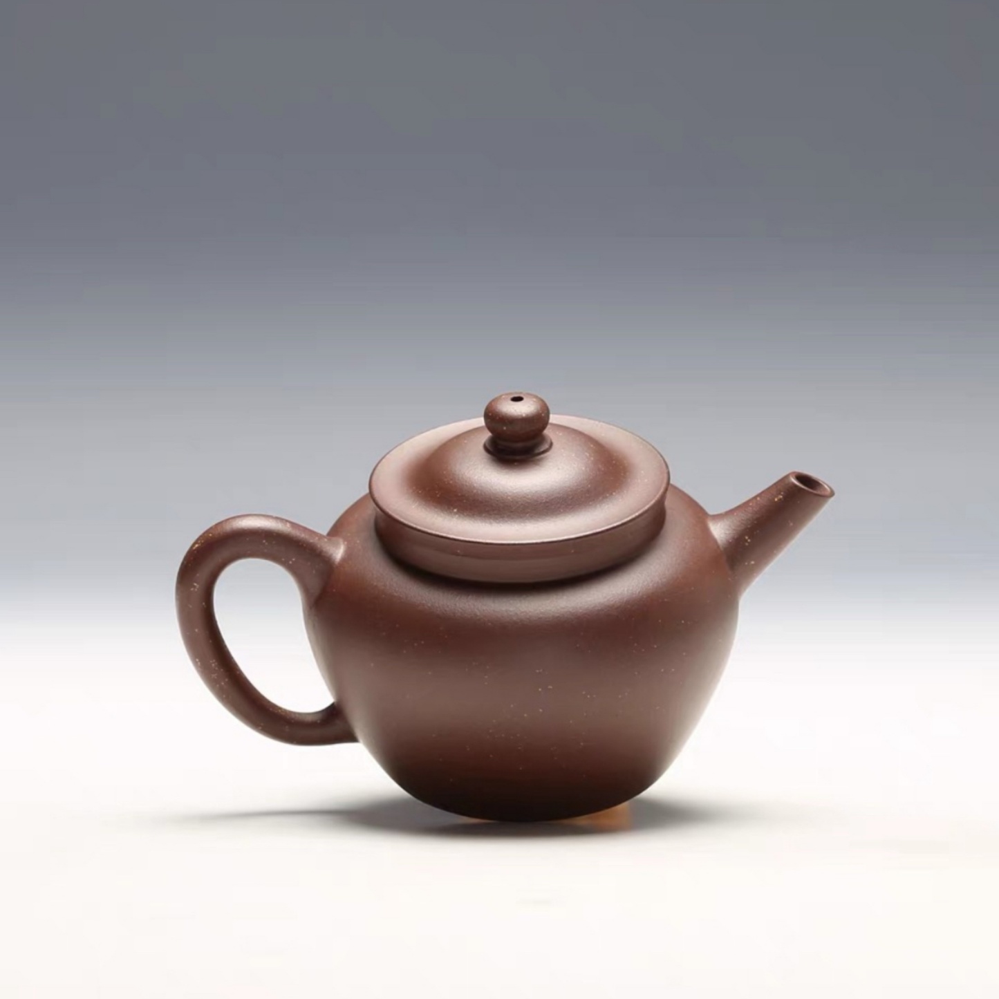 Classic Lihat Yixing Zisha Teapot