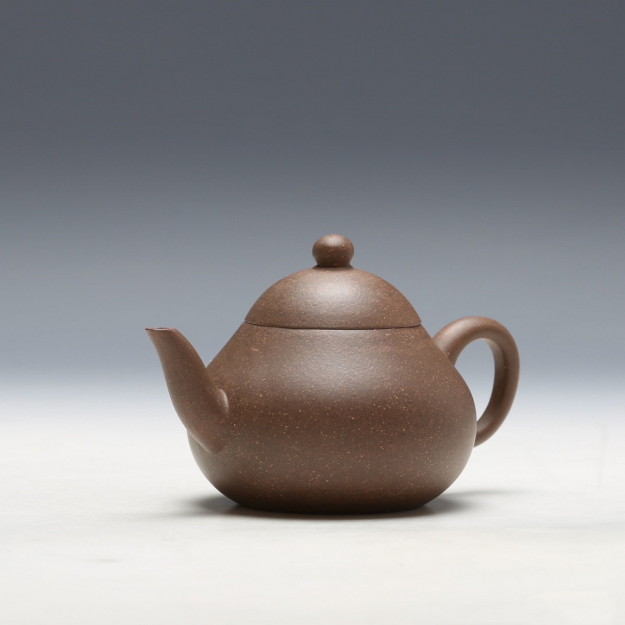 Nameless Ancient Pear Yixing Zisha Teapot
