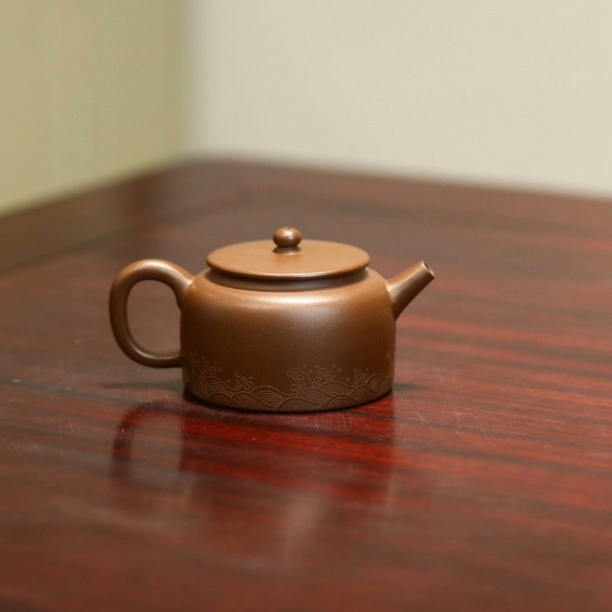 Yixing Old Purple Clay Flat Lid & Lotus Seed Zisha Teapot