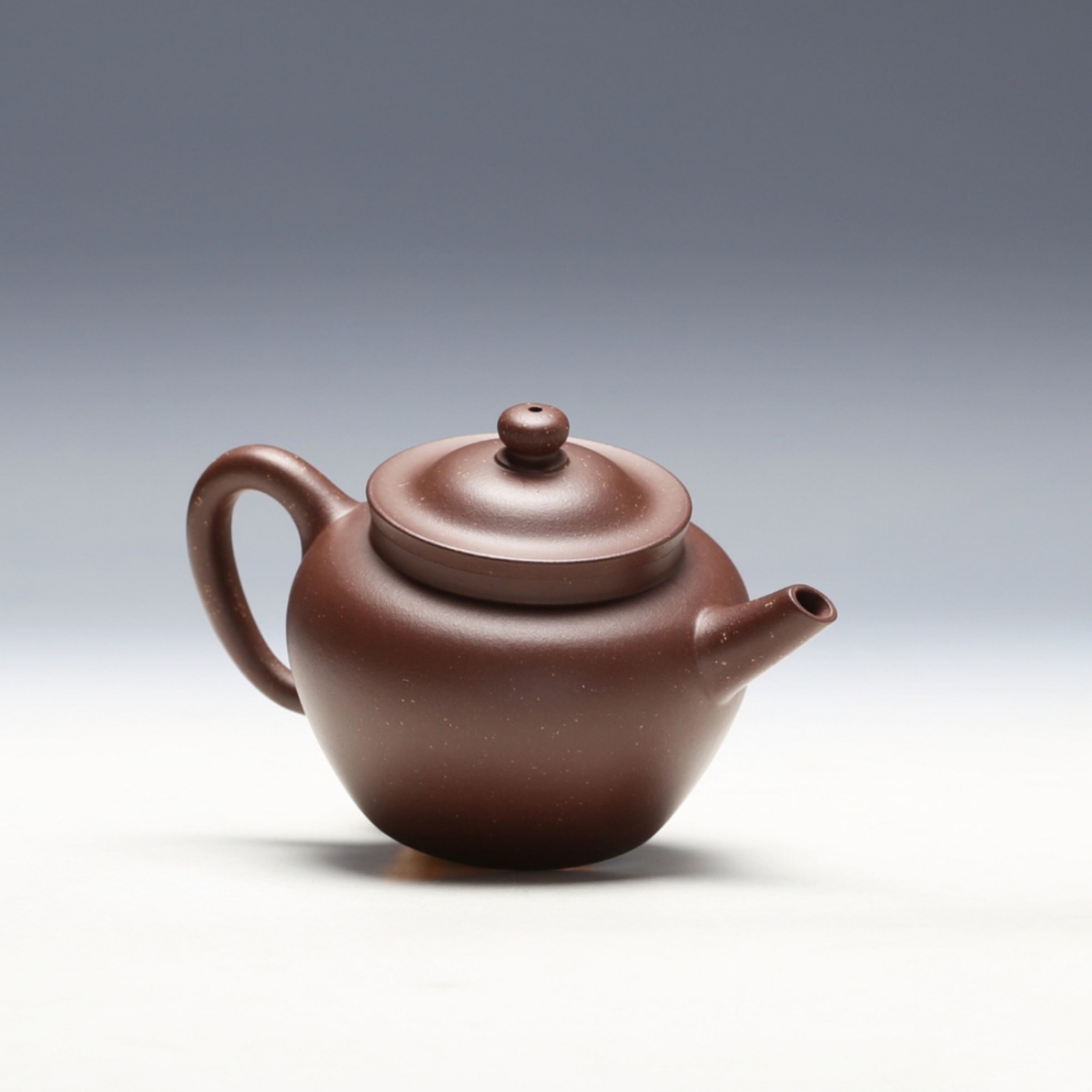 Classic Lihat Yixing Zisha Teapot