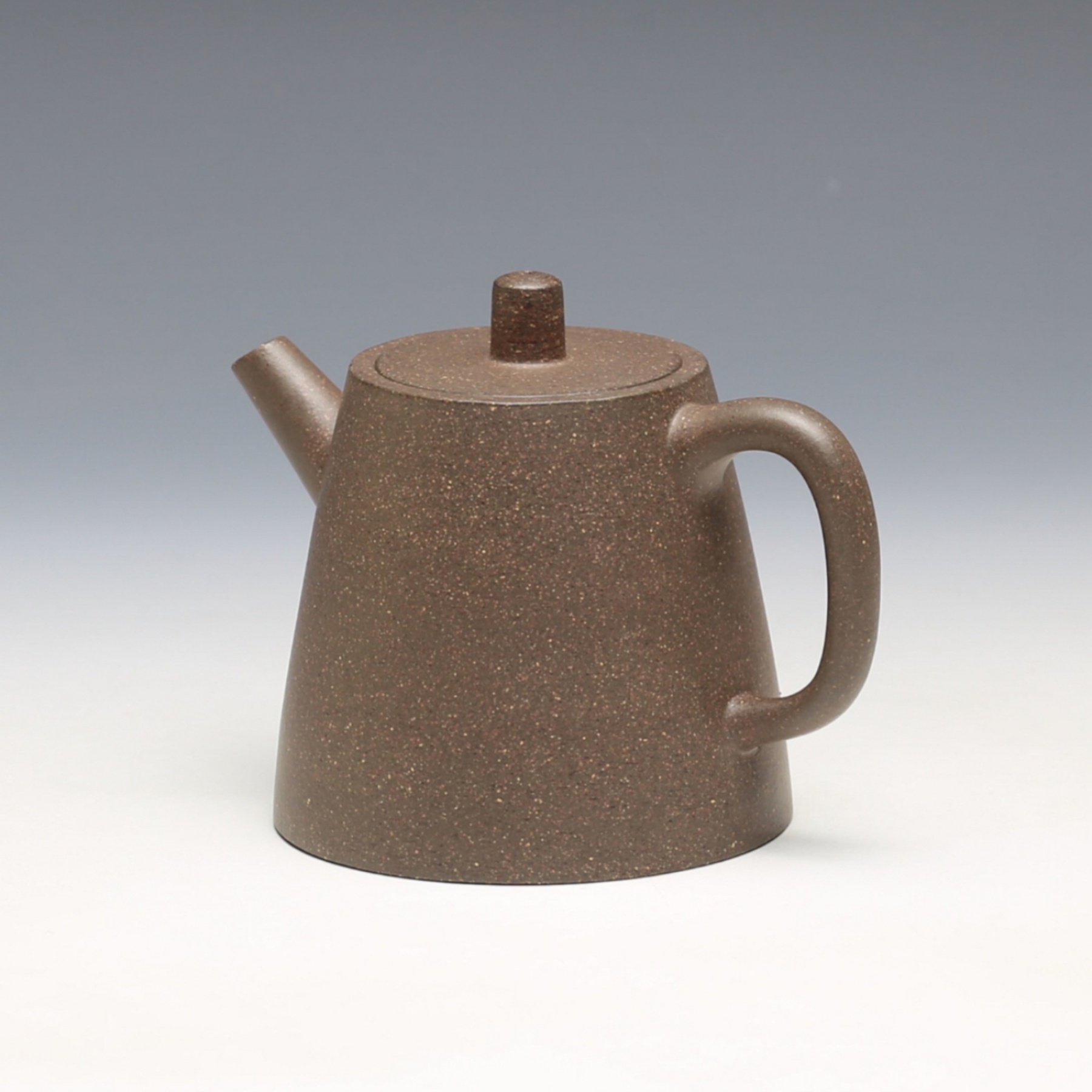 Classic Mengchen Yixing Zisha Teapot (Replica of Antique Spring-Drawing Style)