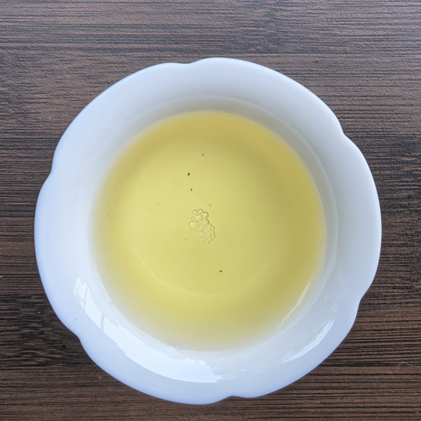 Lullull Pressed White Tea Cake