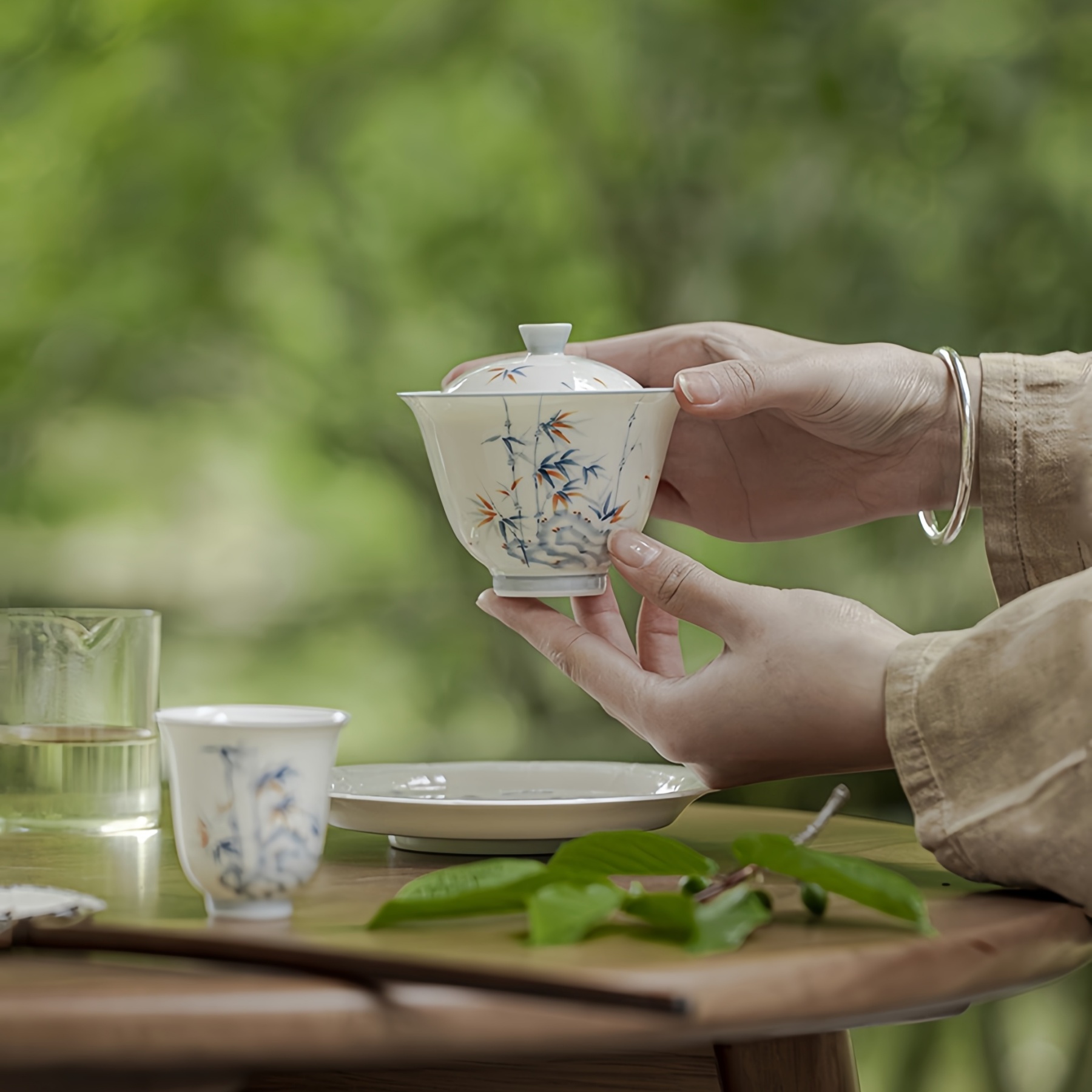 Hand-Painted Underglaze Bamboo & Gold Accented Jade Porcelain Gongfu Gaiwan