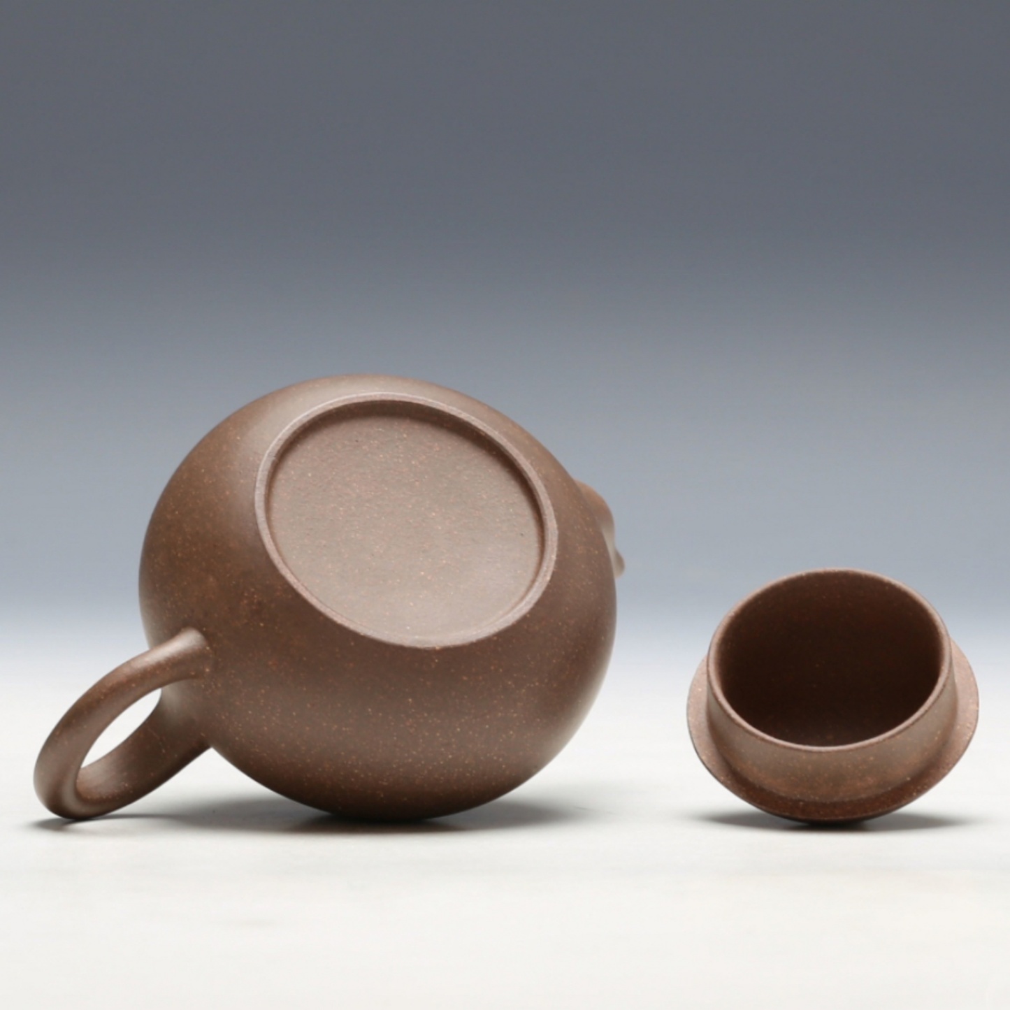 Nameless Ancient Pear Yixing Zisha Teapot