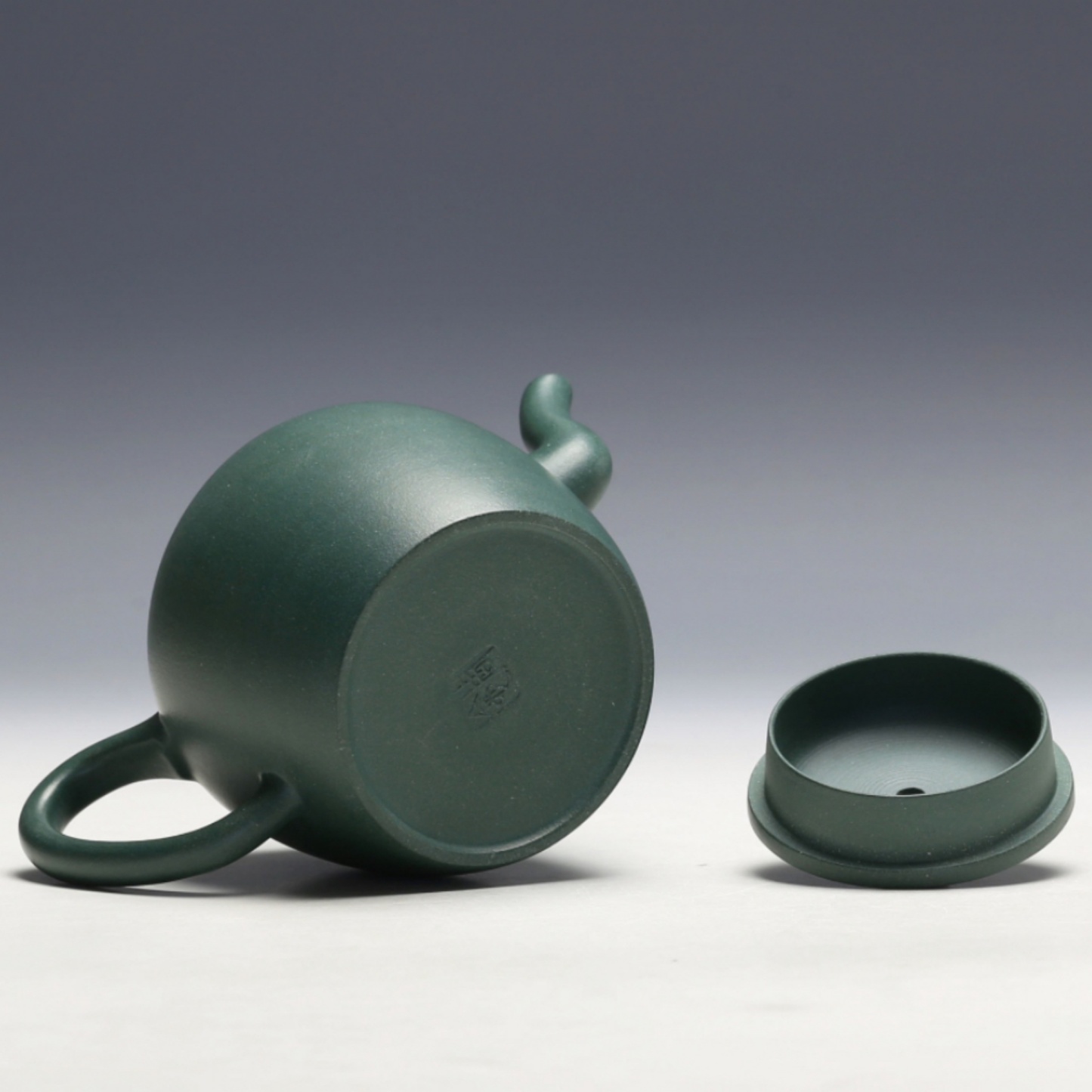 Zhou Nian's "High Lantern Tribute" Yixing Zisha Teapot