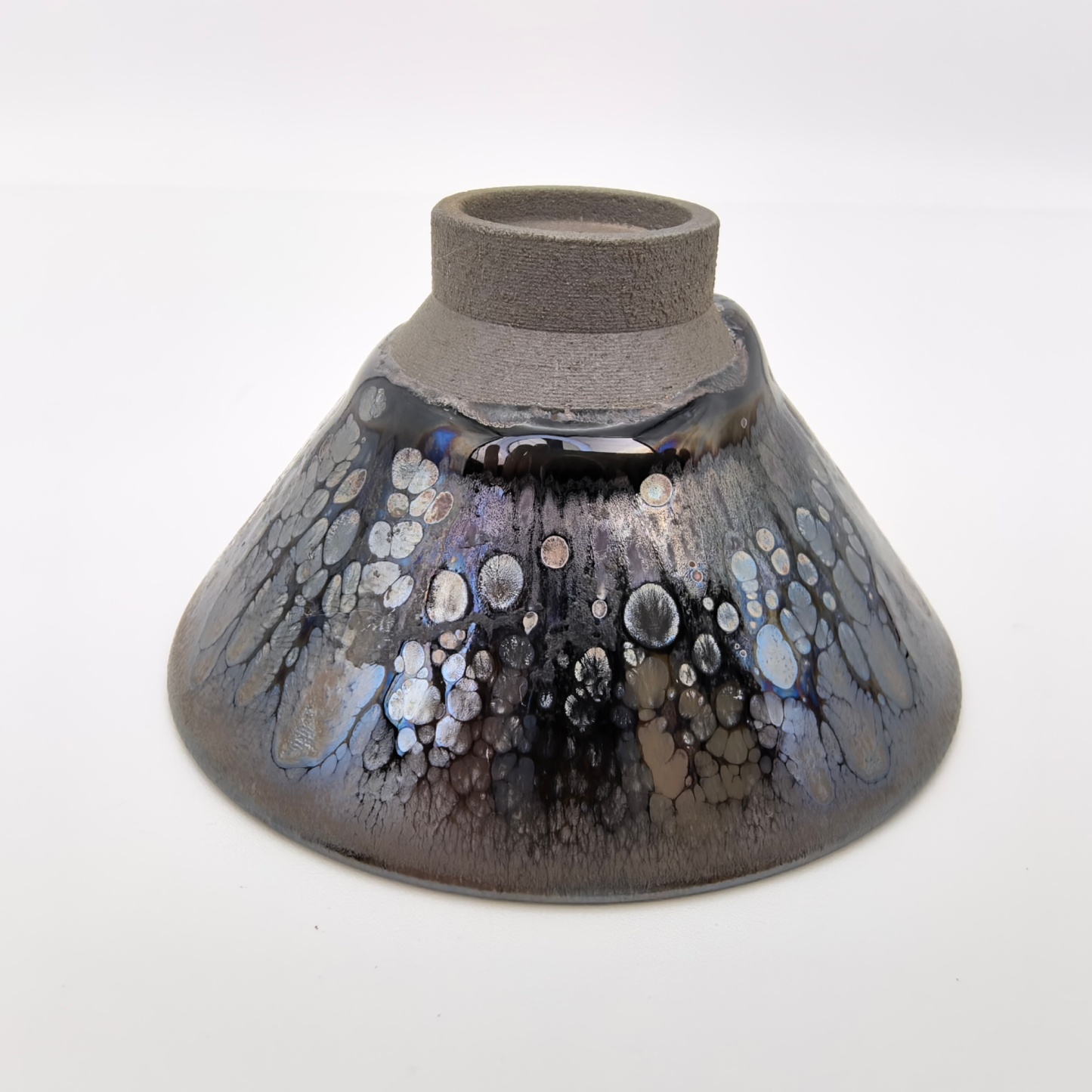 Midgard's Prismatic Cup wide-mouth Yohen Jian Zhan Tea Cup